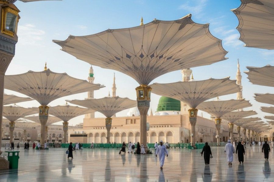Affordable vs Premium Hajj Packages: Key Differences Explained